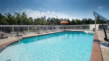 Seasonal outdoor pool