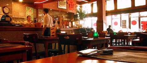 Bar lounge