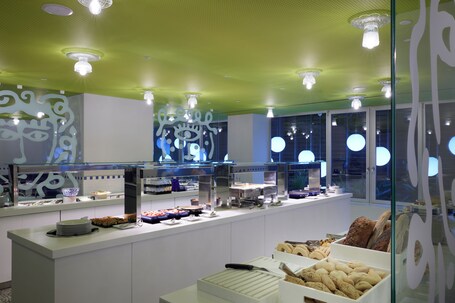 Fresh Hotel - Image 53