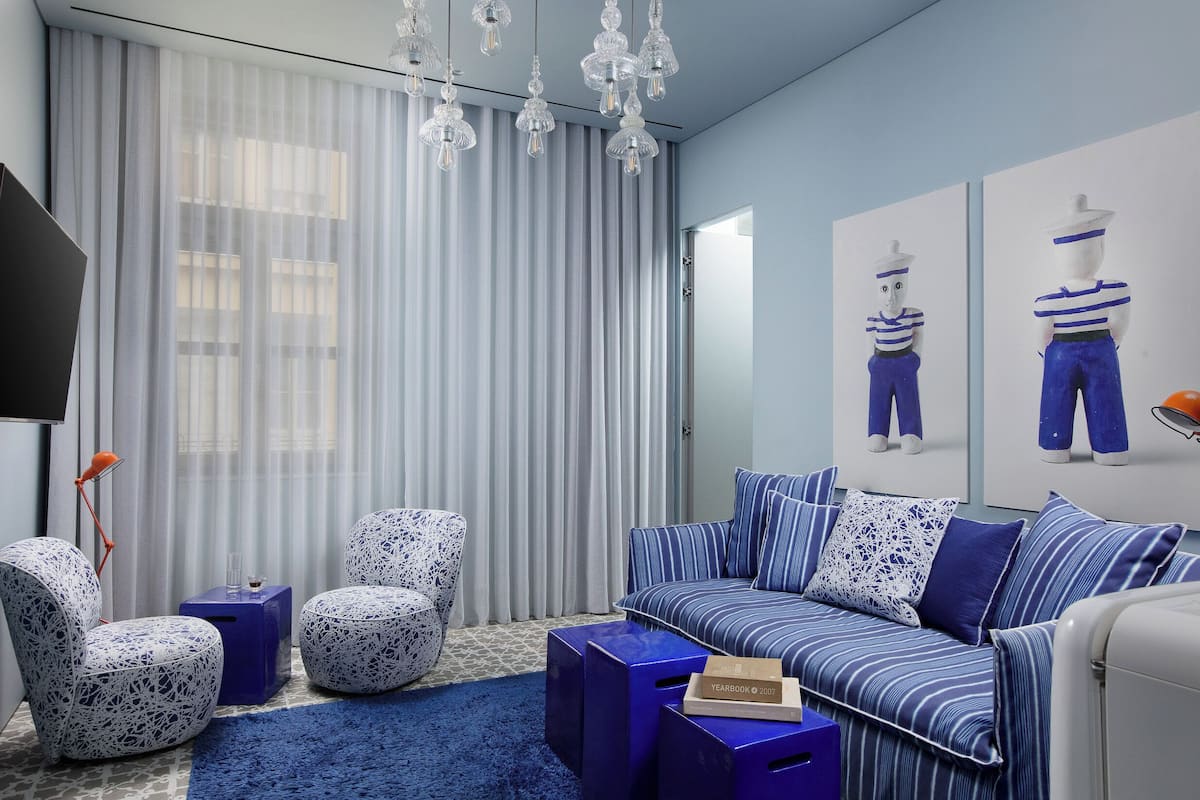 غرفة المعيشة