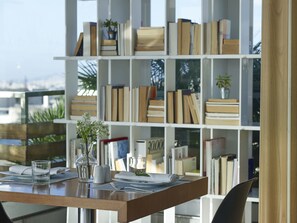 Library - Fresh Hotel, a Member of Design Hotels (Athens)