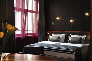 Rom – business | Ekstrasenger (mot et tillegg) og vekkerklokke