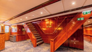 Unclassified image, 2 of 105, button - Fortuna Boat Hotel Budapest (Budapest)