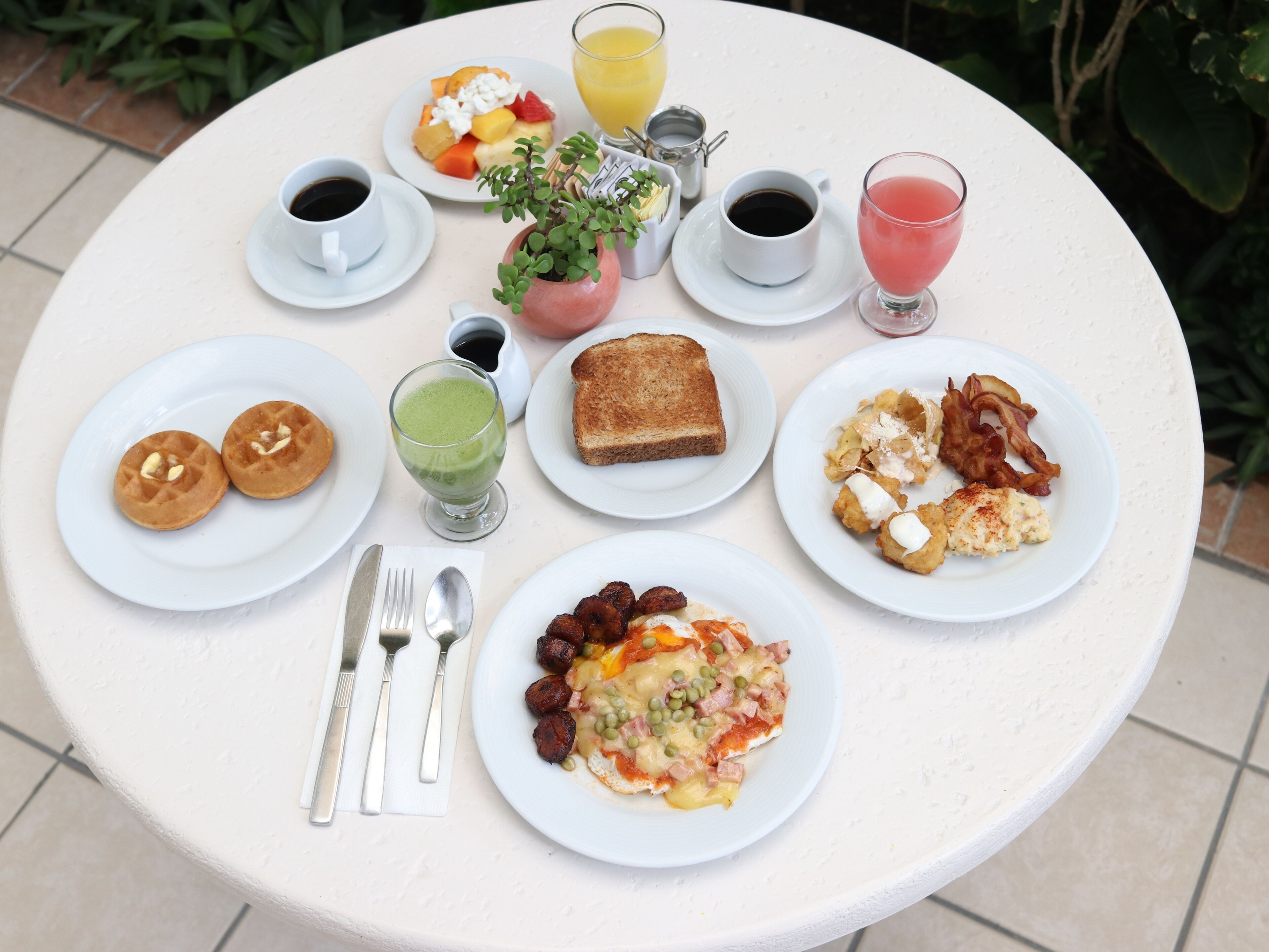 free daily english breakfast