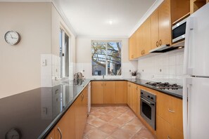 Apartment, 3 Bedrooms | Private kitchen - C Mandurah Resort (Halls Head)