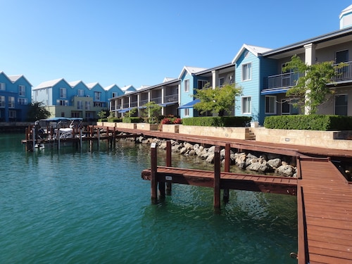 C Mandurah Resort