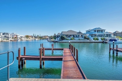 C Mandurah Resort