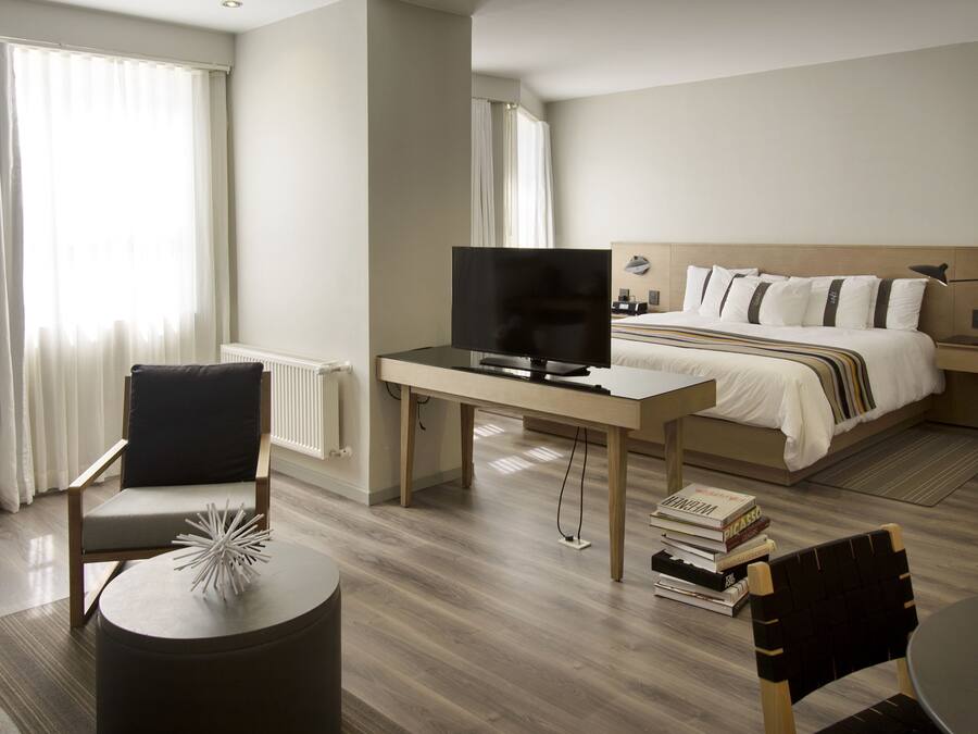 Luxury Room, 1 King Bed | Premium bedding, down comforters, minibar, in-room safe