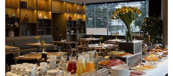 Casa Grande Suites