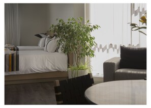 Luxury Room, 2 Queen Beds | Premium bedding, down comforters, minibar, in-room safe - Casa Grande Suites (La Paz)
