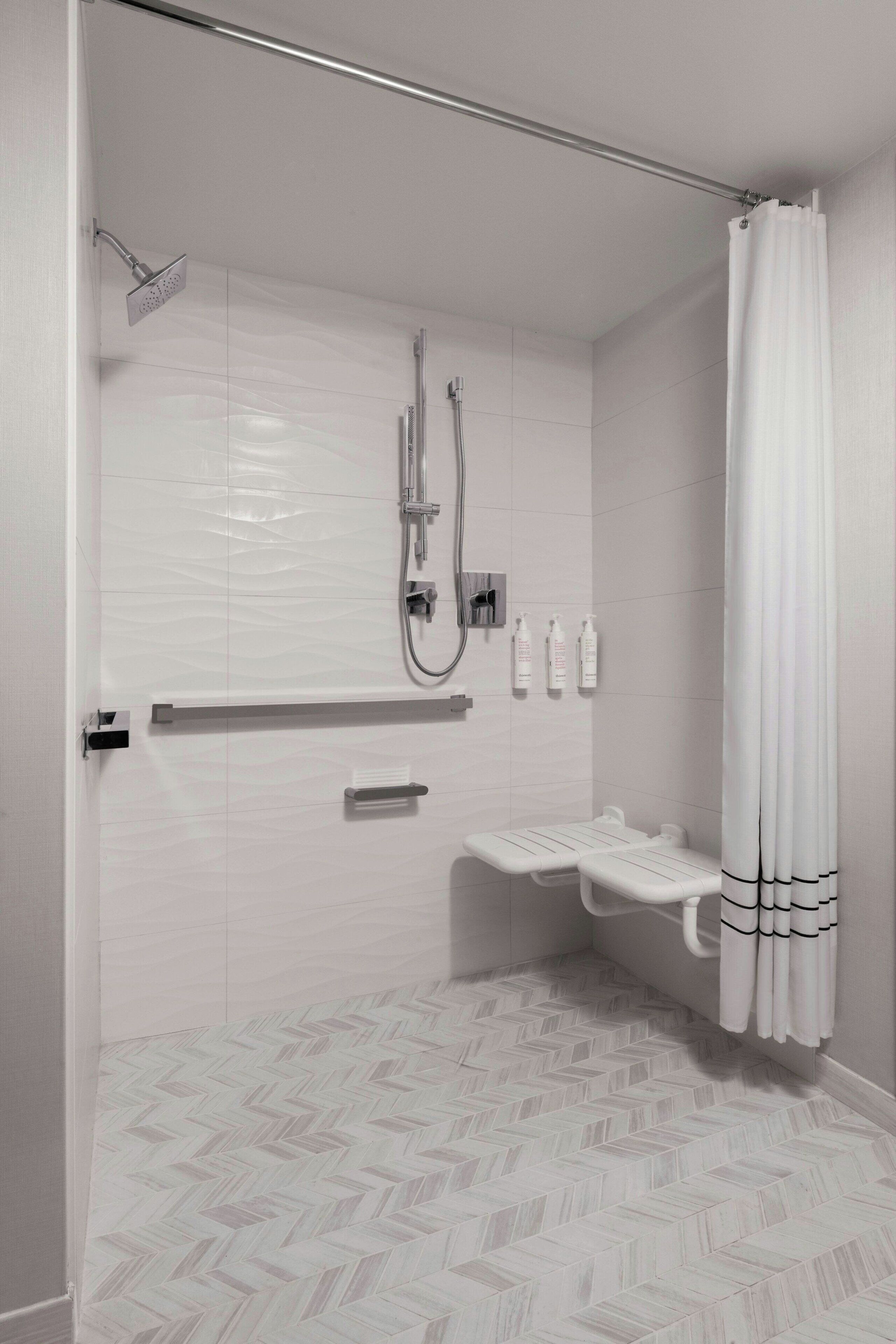 Photo - Anaheim Marriott Suites