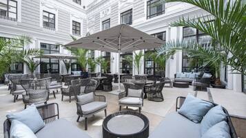 Executive Suite, 1 Double Bed, City View | Terrace/patio