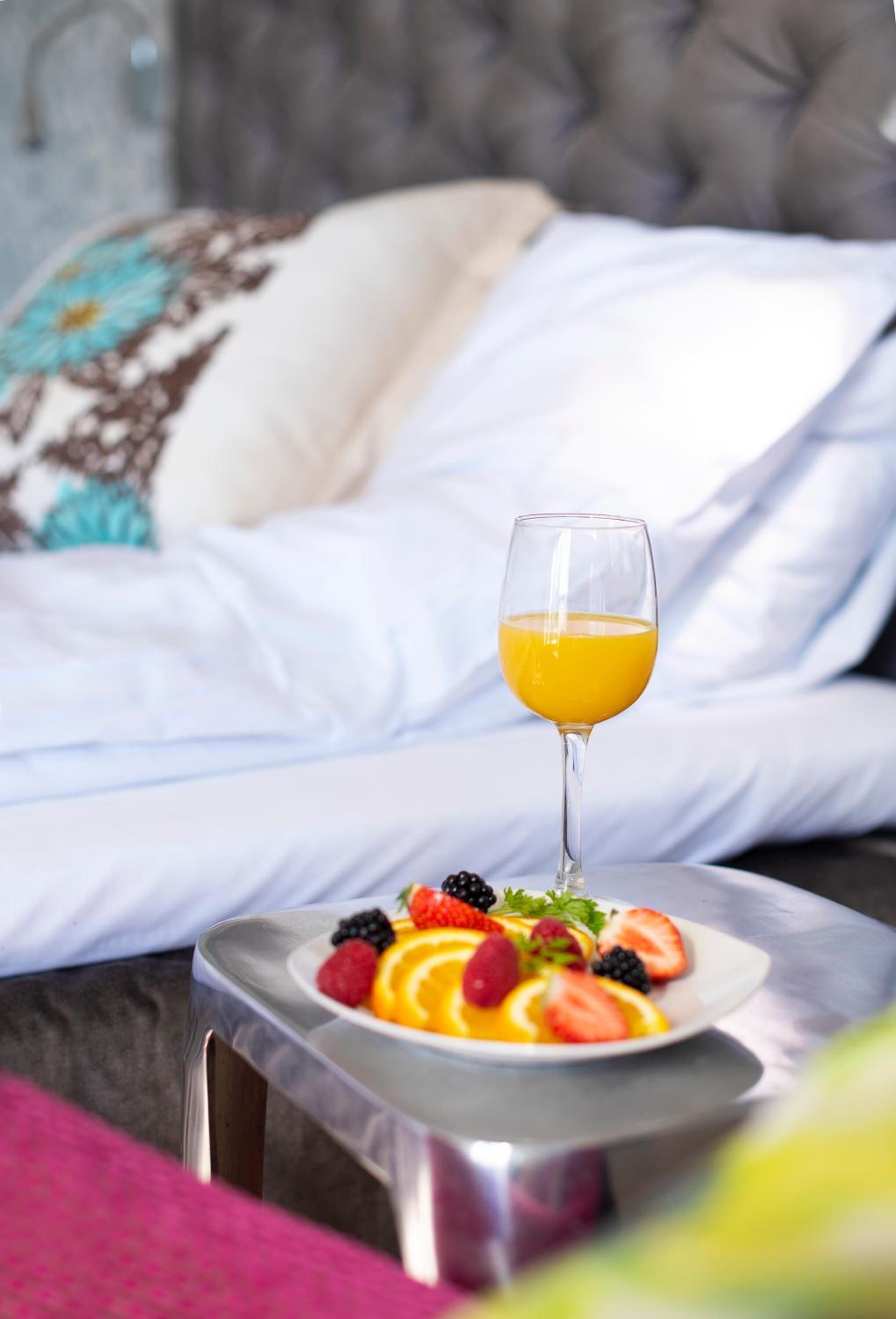 desk, iron/ironing board, cots/infant beds, rollaway beds