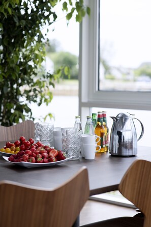 Déjeuner et souper servis sur place
