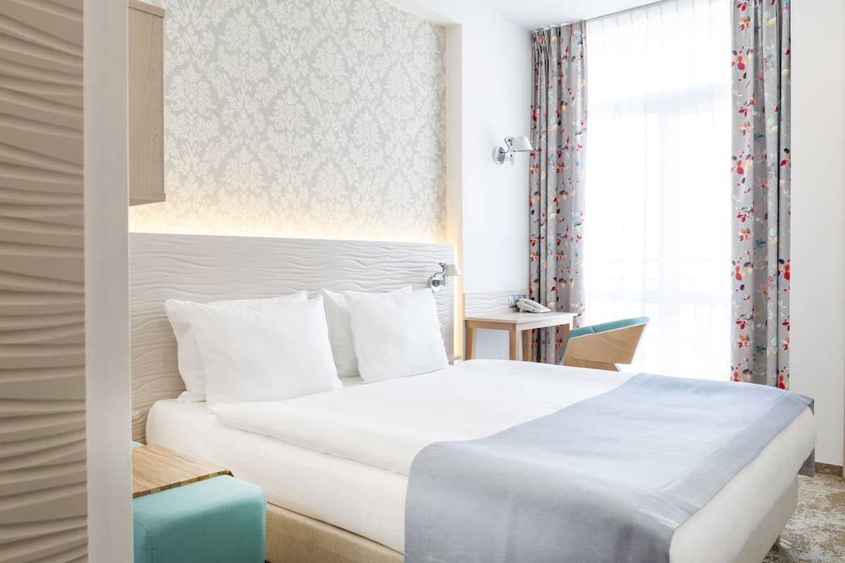Standard Double Room | Living area | LCD TV
