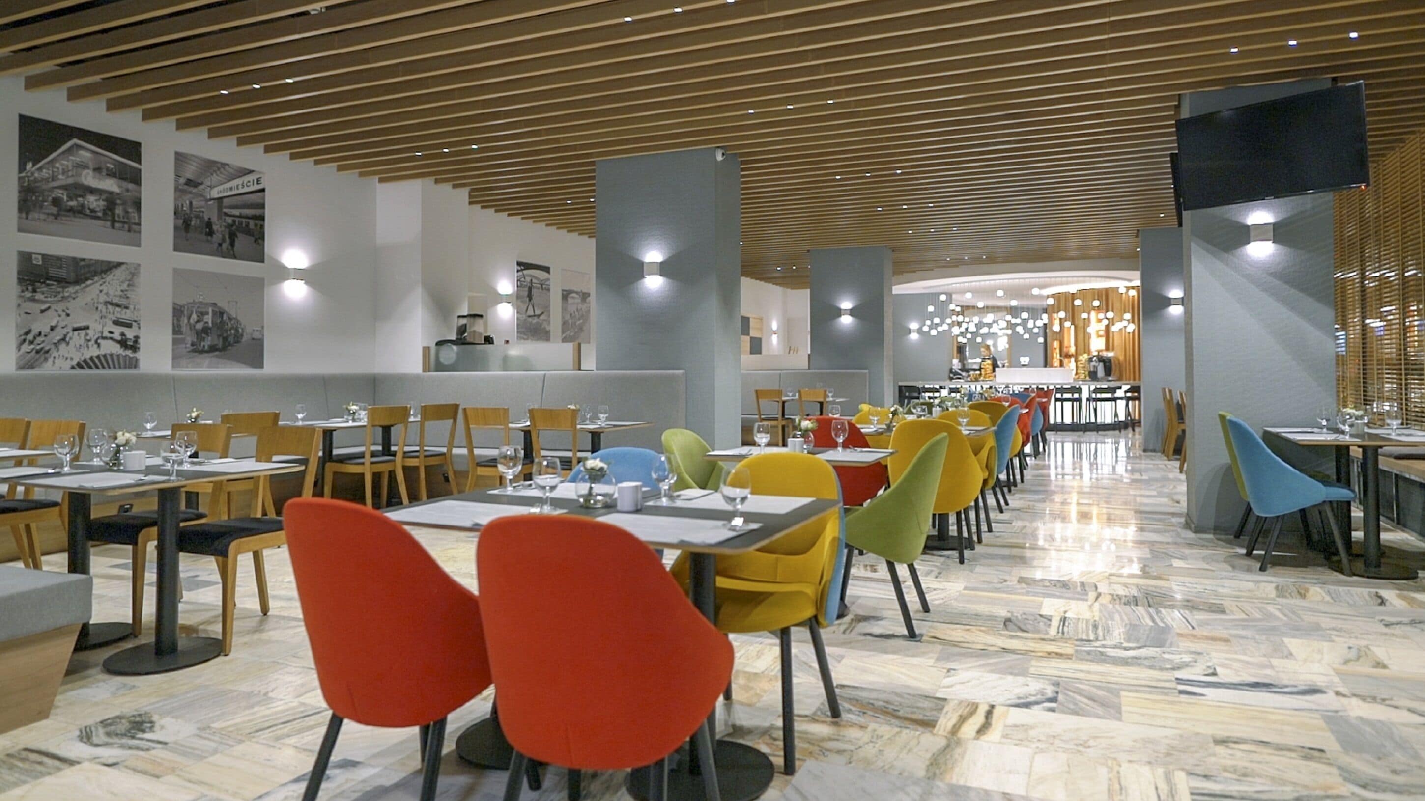 breakfast, lunch and dinner served