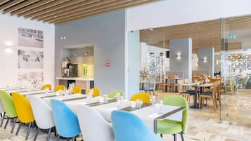 Se sirven desayunos, almuerzos y cenas