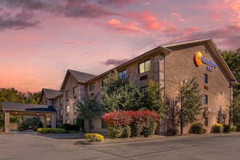 Comfort Inn Huntington near University area