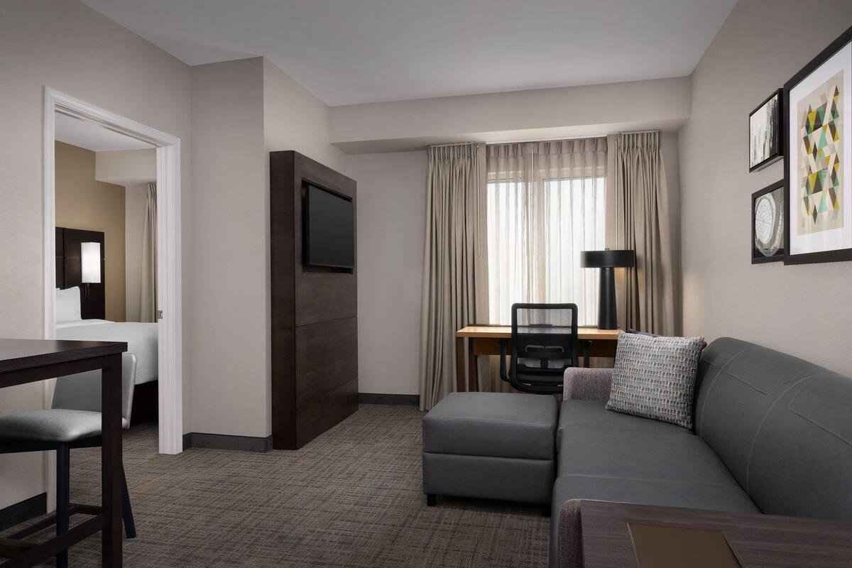 In-room safe, desk, iron/ironing board, free cots/infant beds
