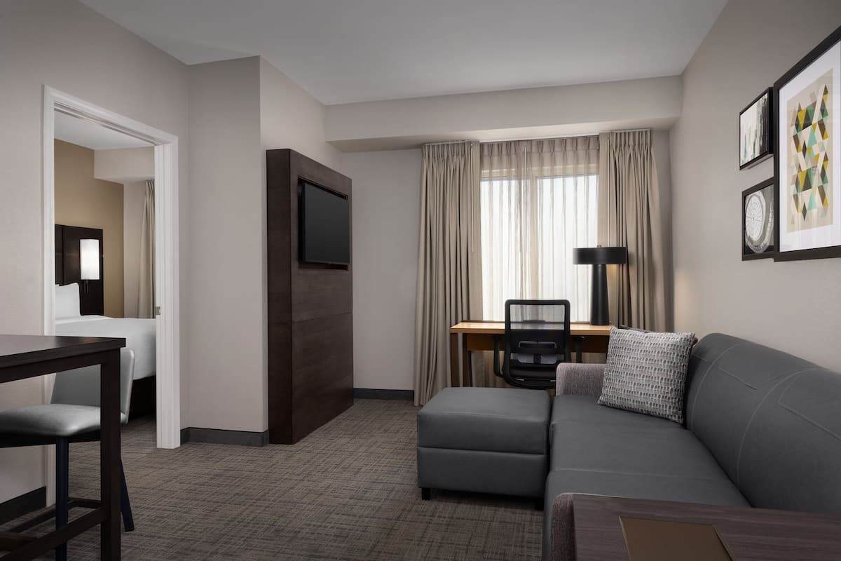 1 bedroom, in-room safe, desk, iron/ironing board