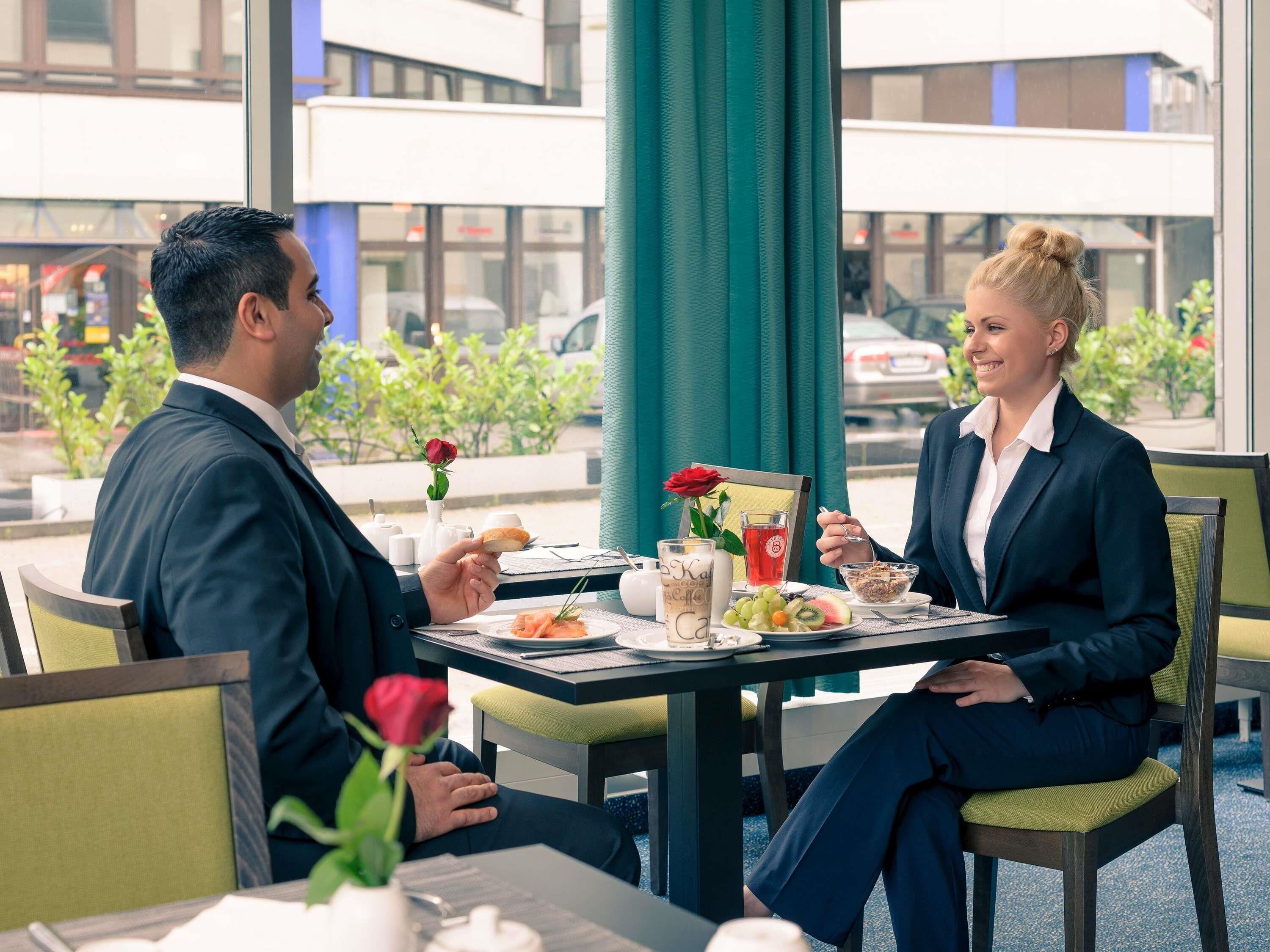 Morgenmadsbuffet hver dag (19 EUR pr. person)