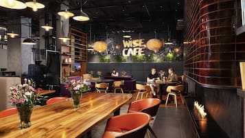 Bar (in der Unterkunft)