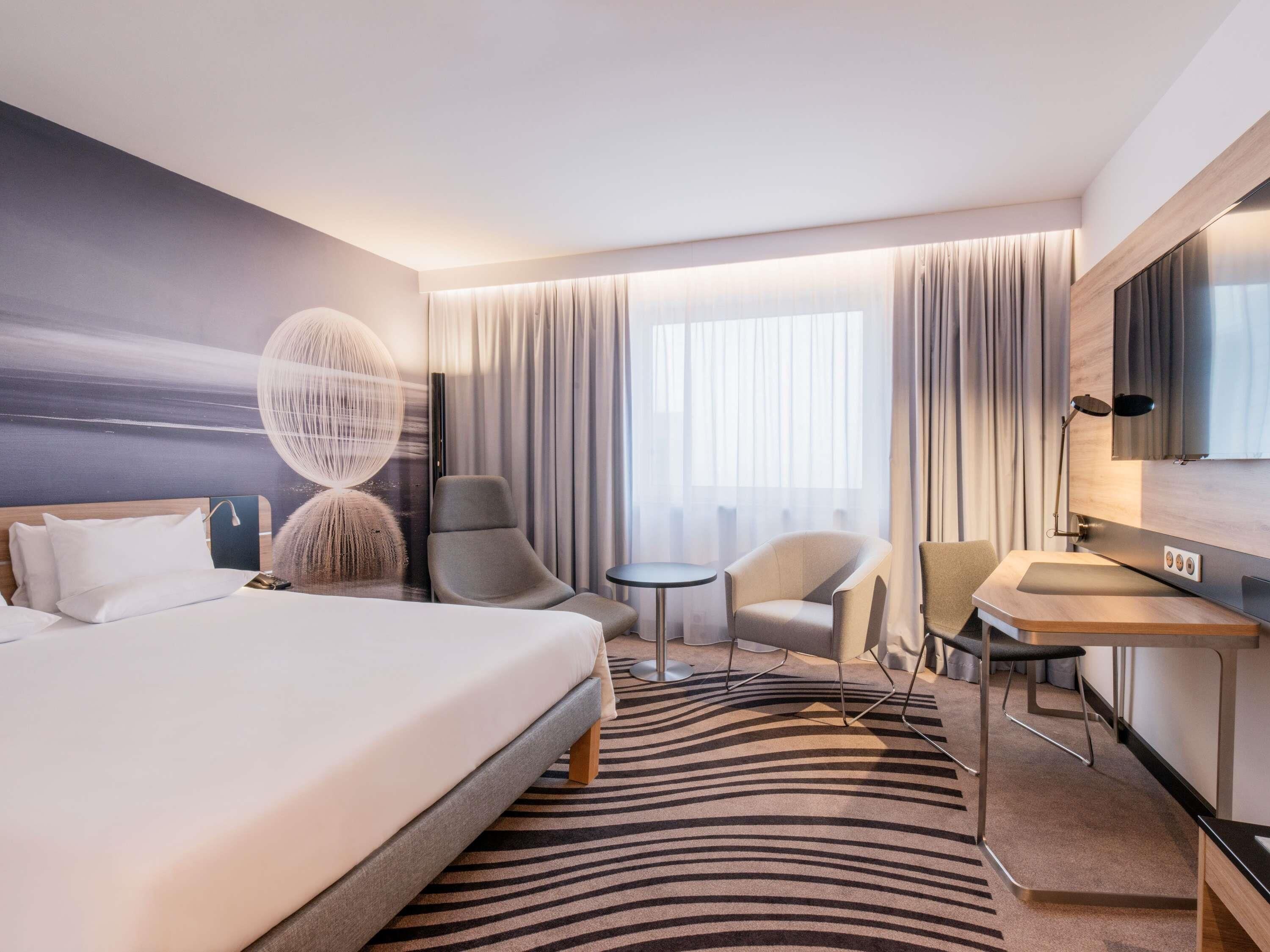Executive Room, 1 Queen Bed