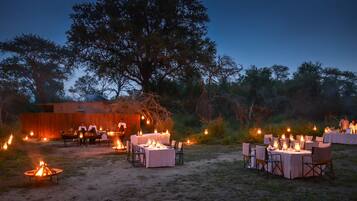 Frühstück, Mittagessen und Abendessen