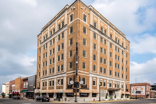 Hotel Bothwell Sedalia Central District, an Ascend Collection Hotel