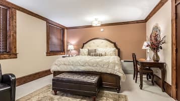 Pillowtop beds, in-room safe, desk, laptop workspace