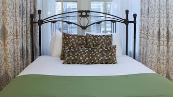 Literie de qualité supérieure, coffres-forts dans les chambres, bureau