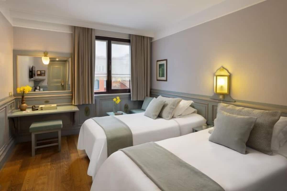1 Schlafzimmer, Minibar, Zimmersafe, individuell dekoriert