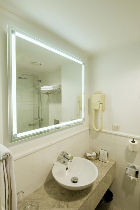Armada Istanbul Old City Hotel - Image 70