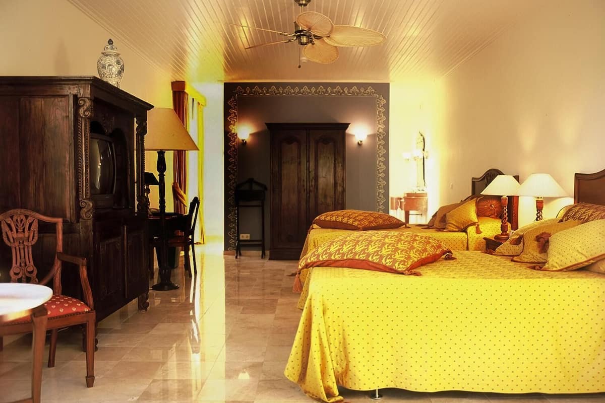 In-room safe, desk, iron/ironing board (on request), free WiFi