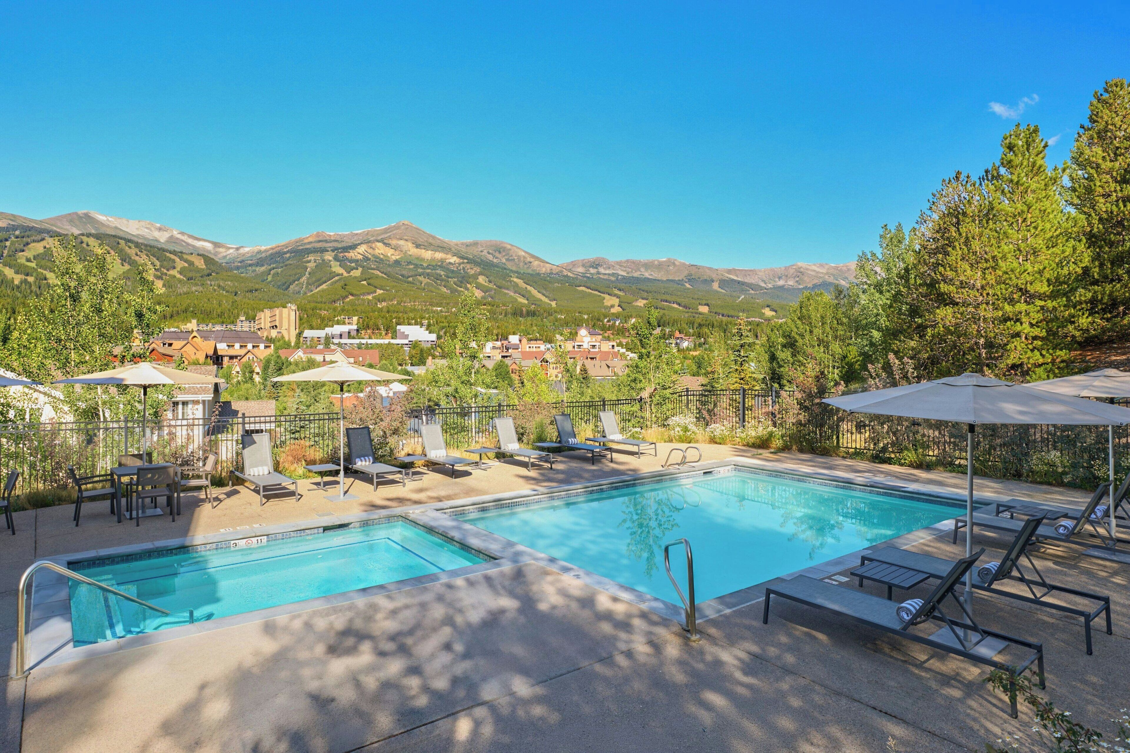 游泳池