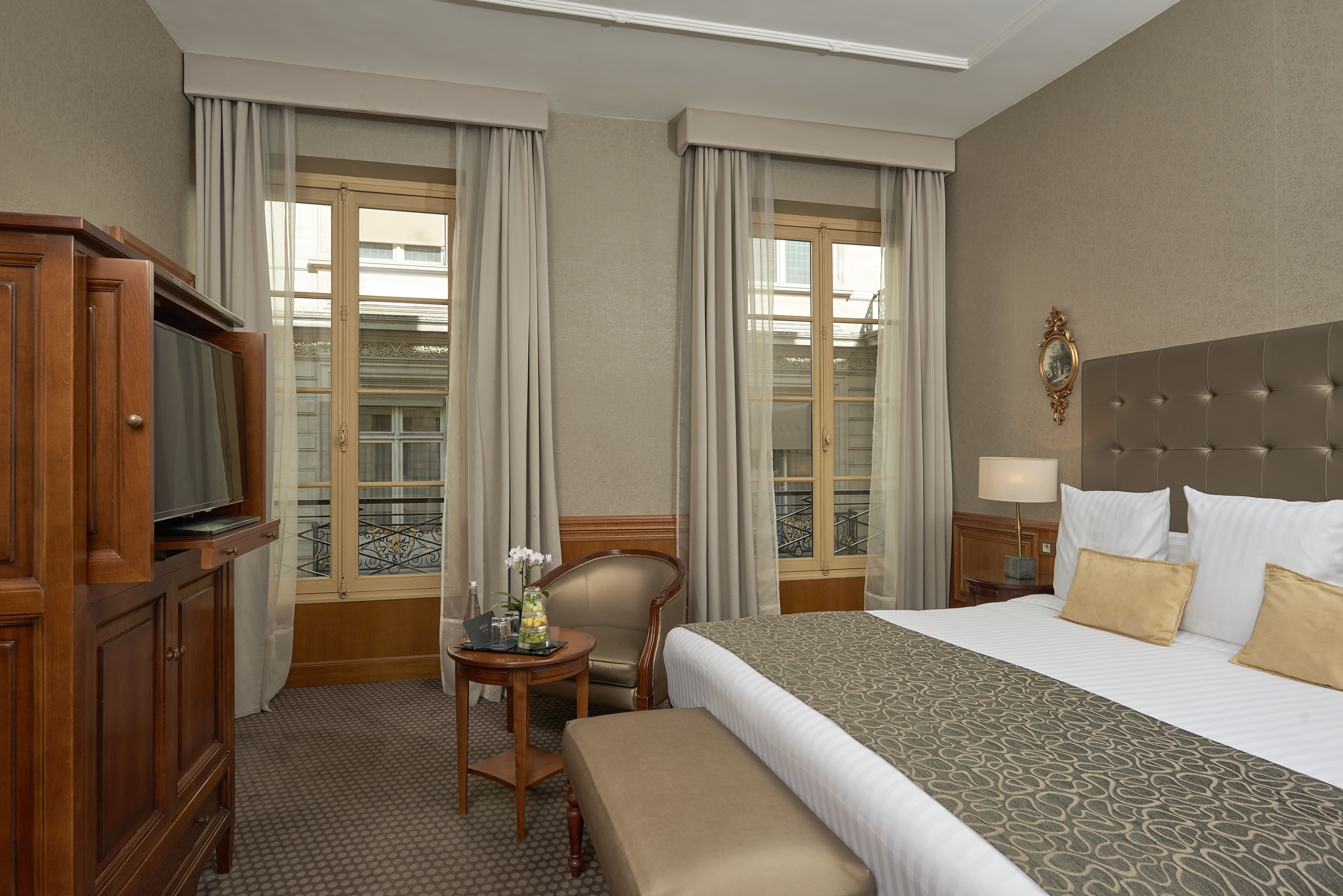 1 bedroom, premium bedding, minibar, in-room safe