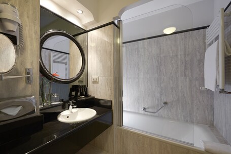 Melia Paris Vendome - Image 42