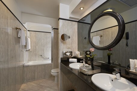 Melia Paris Vendome - Image 26