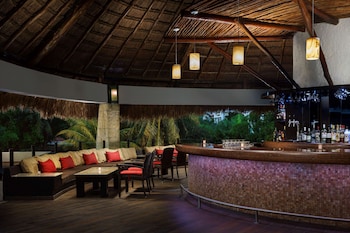 Bar (on property) at The Reef Playacar Beach Resort & Spa - Optional All Inclusive
