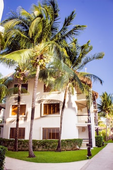 Hallway at The Reef Playacar Beach Resort & Spa - Optional All Inclusive