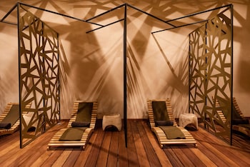 Sauna, body treatments, hot stone massages, deep-tissue massages at The Reef Playacar Beach Resort & Spa