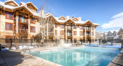 EagleRidge Lodge & Townhomes