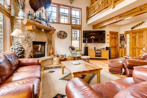 Townhome, 5 Bedrooms | Living area | TV, DVD player