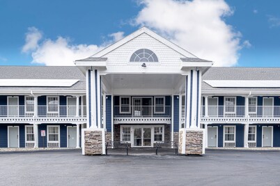 Hilltop Inn and Suites, near Foxwoods Casino