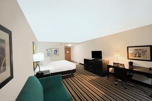 Suite, 1 King Bed