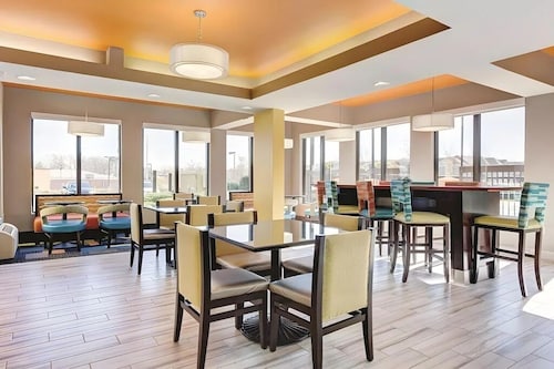 OYO Townhouse Jackson/Ridgeland