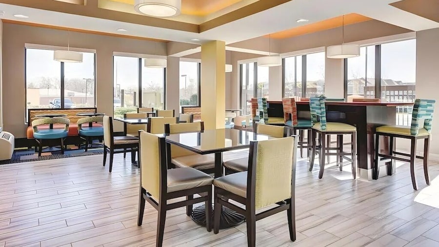 OYO Townhouse Jackson/Ridgeland