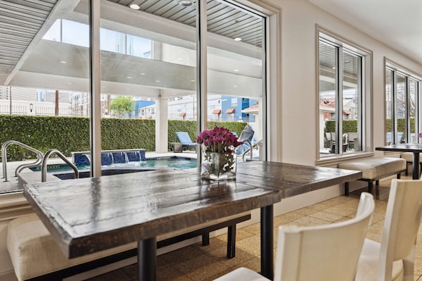 Dagelijks ontbijtbuffet inbegrepen