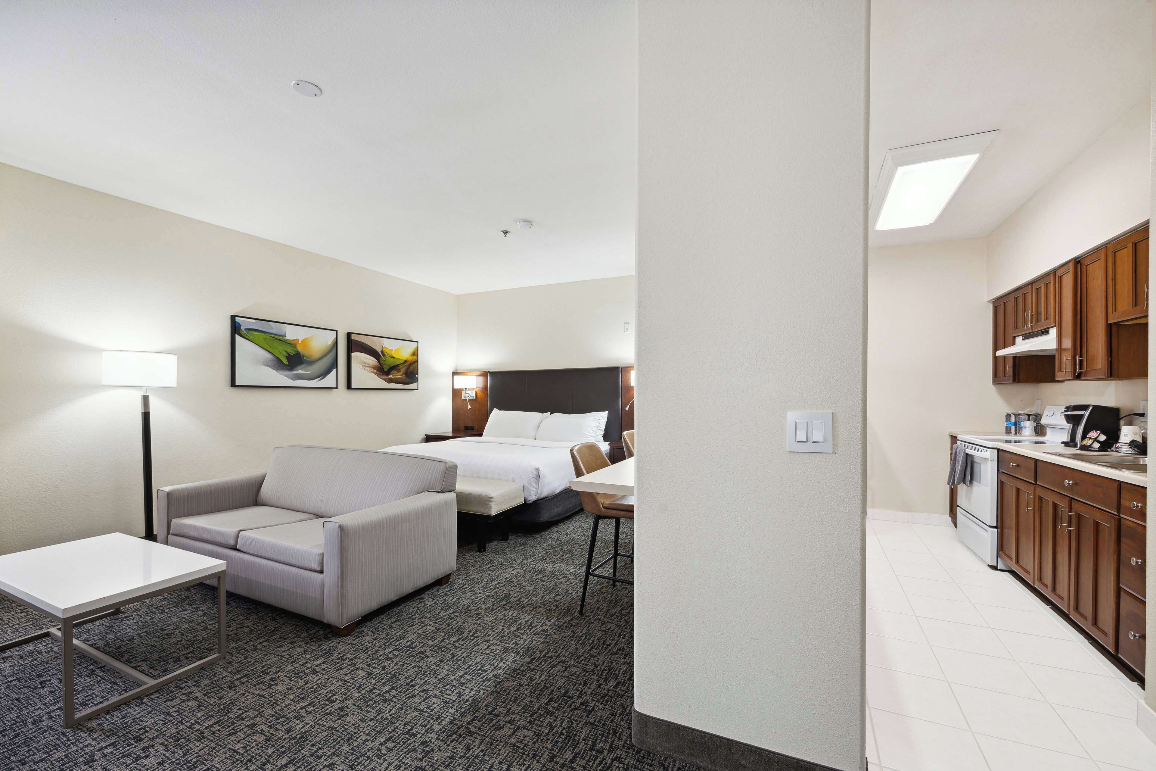 suite, 1 king bed, non smoking, kitchen | 1 bedroom, pillow-top beds, in-room safe, desk