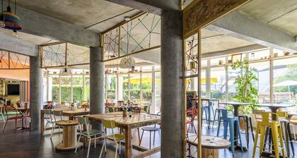 greet Hotel Bordeaux Aeroport